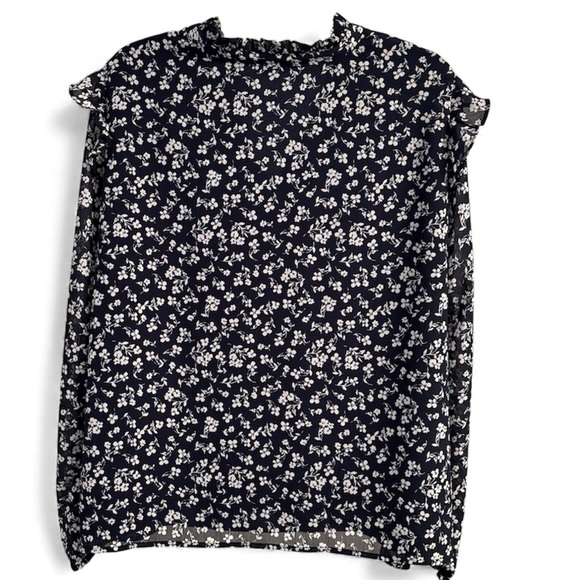 J.Crew Factory V-Neck Crinkle Top in Black with White Floral Print Size 3XL - Picture 2 of 9